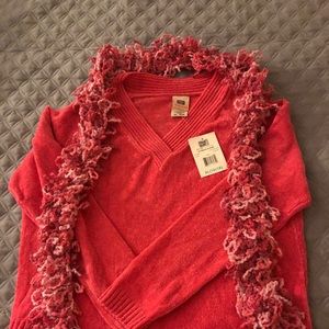 Sweater size 16/18 XL for girls hot pink